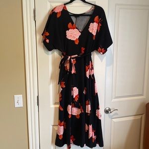 Who What Wear - Floral Midi Dress with Belt and Pockets